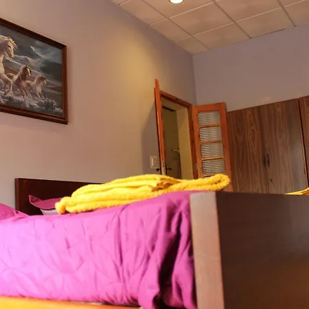 Ta Oneira Bed & Breakfast *